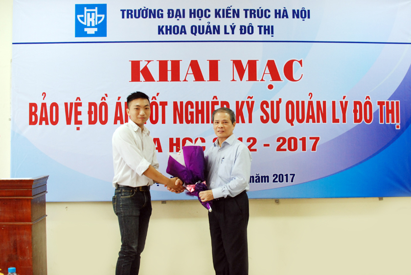 Khai mạc bảo vệ đồ án tốt nghiệp Kỹ sư Quản lý Đô thị khóa 2012 - 2017