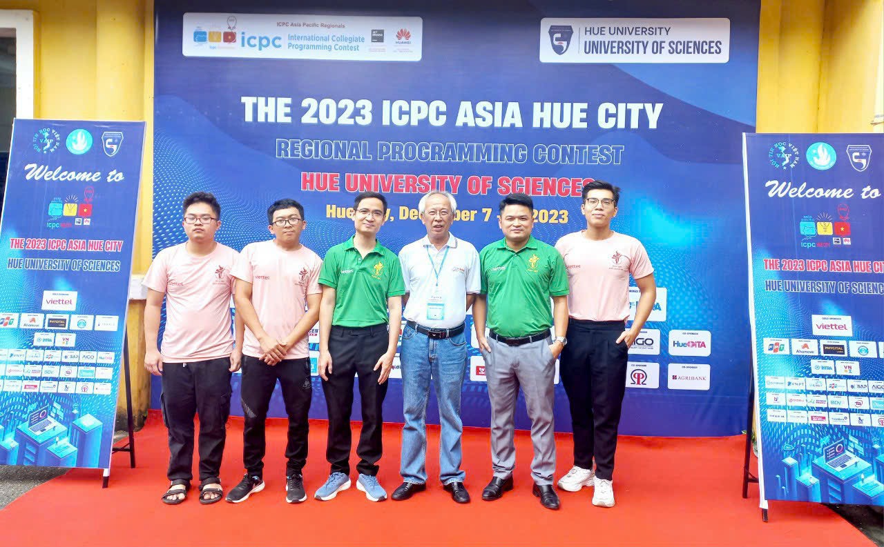 Kết quả kỳ thi Olympic Tin học Sinh viên Việt Nam lần thứ 32 khoa Công nghệ thông tin Trường đại học Kiến Trúc Hà Nội